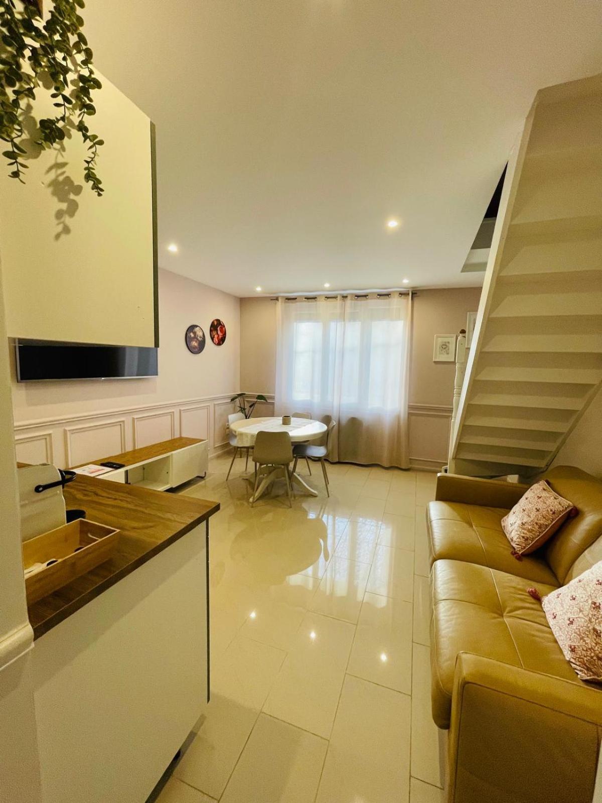 Appart Hotel Panambi Larue المظهر الخارجي الصورة